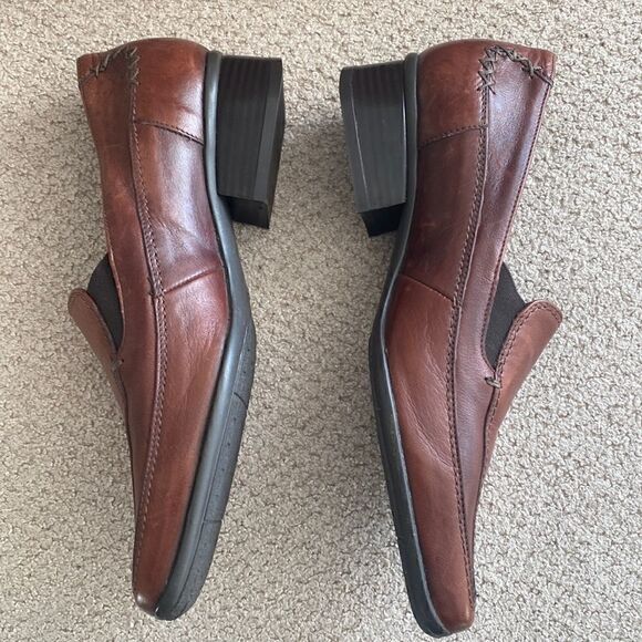 Freemood Women’s Brown Genuine Leather Retro Vintage Loafers Size EU35 / US4.5 - Picture 2 of 10